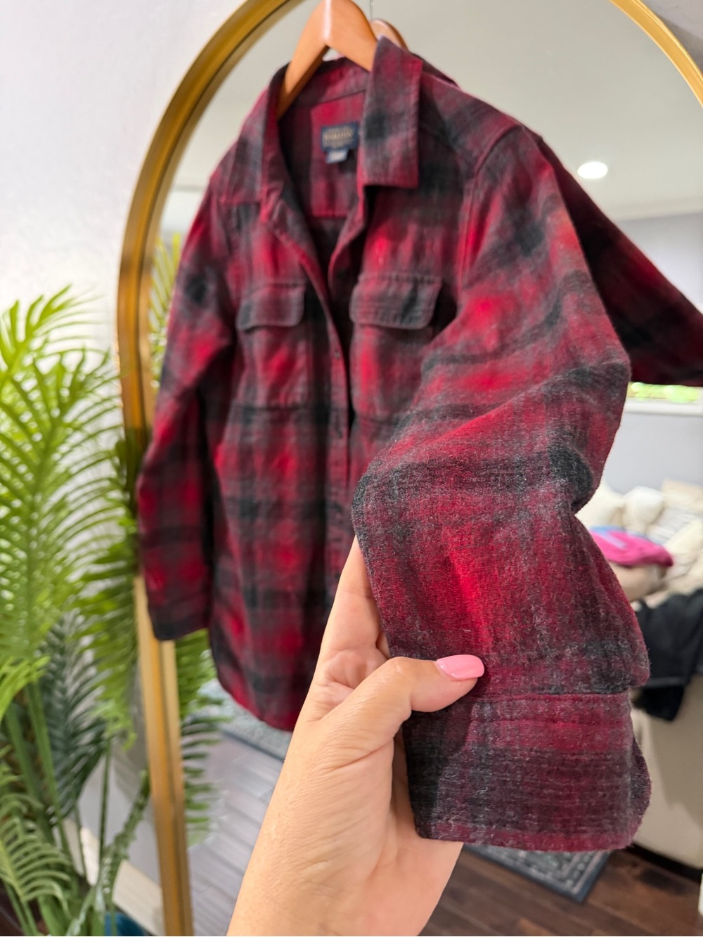Pendleton Red and Black Plaid Wool Shirt Jacket - Picture 6 of 9